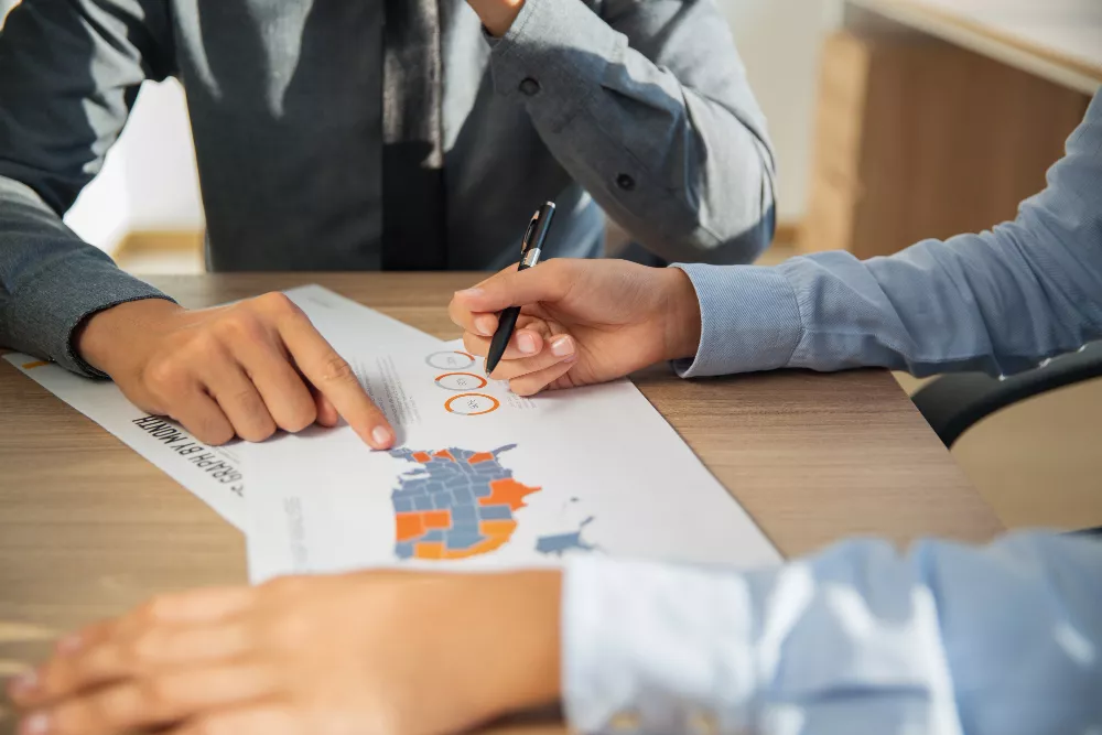 Accelerated Contract and Compliance Reviews by 50% for a Global Enterprise 
