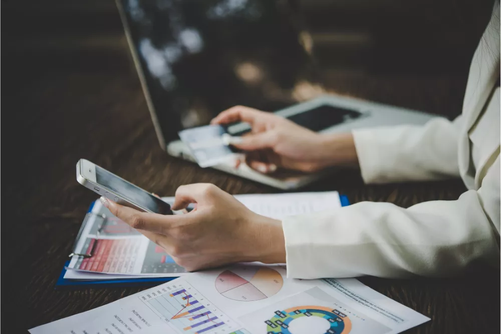 Conversational Order-to-Cash Insights for an Industrial Enterprise